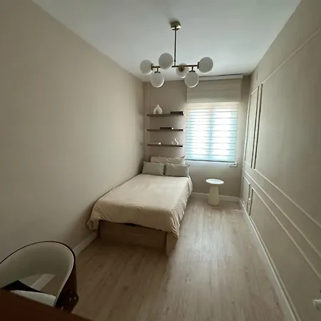 Apartamento Vut Idesign 3 *